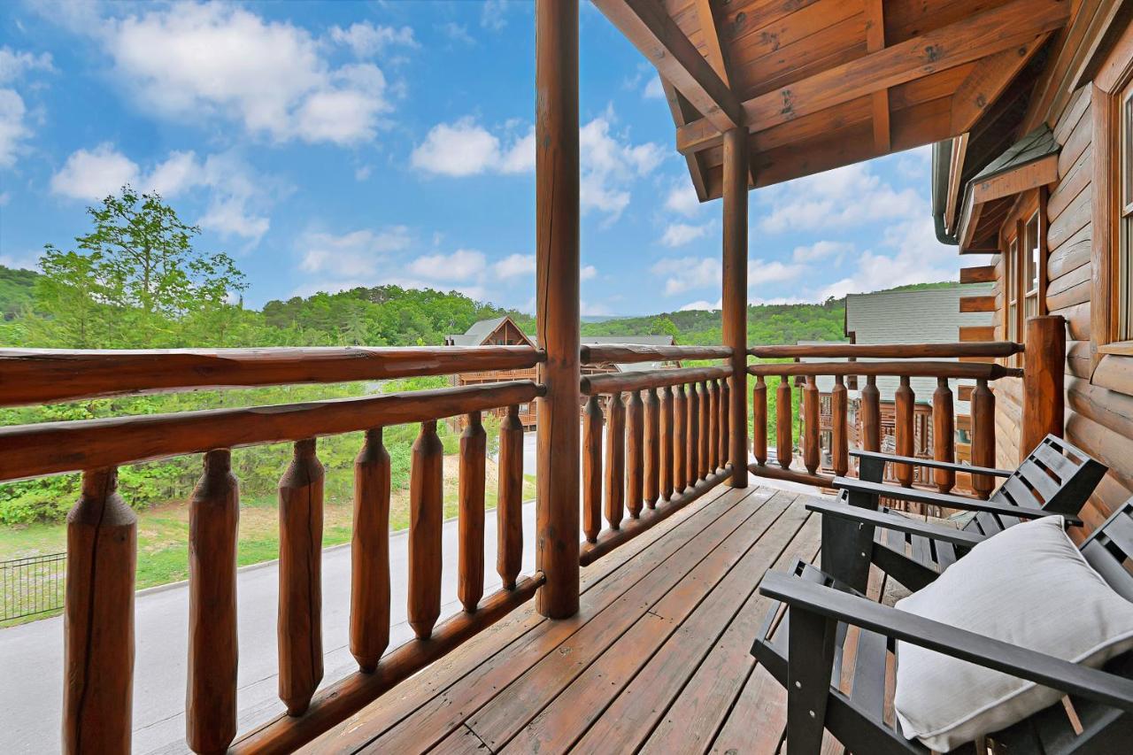 Gorgeous Large Mountain View Cabin W Hot Tub, Free Wifi, Games Villa Sevierville Buitenkant foto