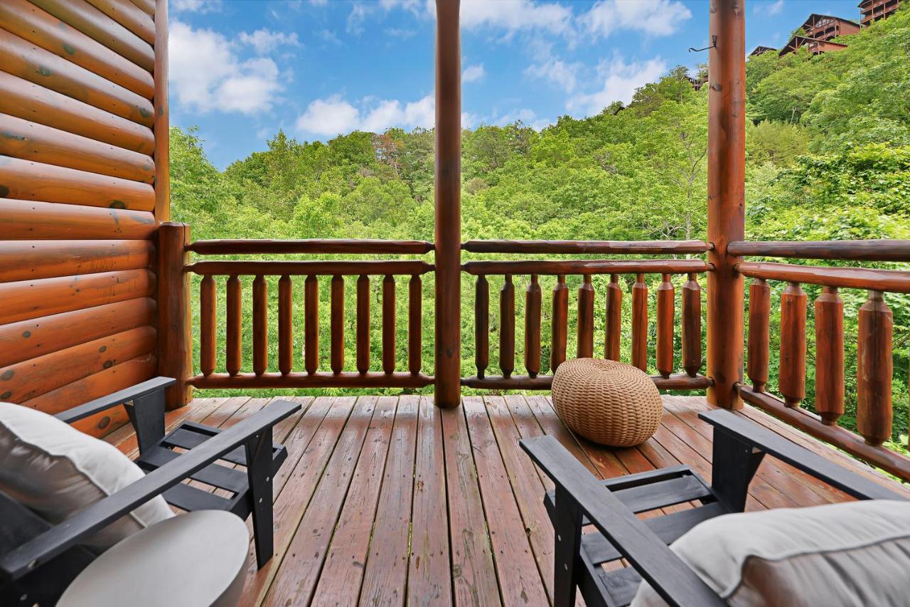 Gorgeous Large Mountain View Cabin W Hot Tub, Free Wifi, Games Villa Sevierville Buitenkant foto